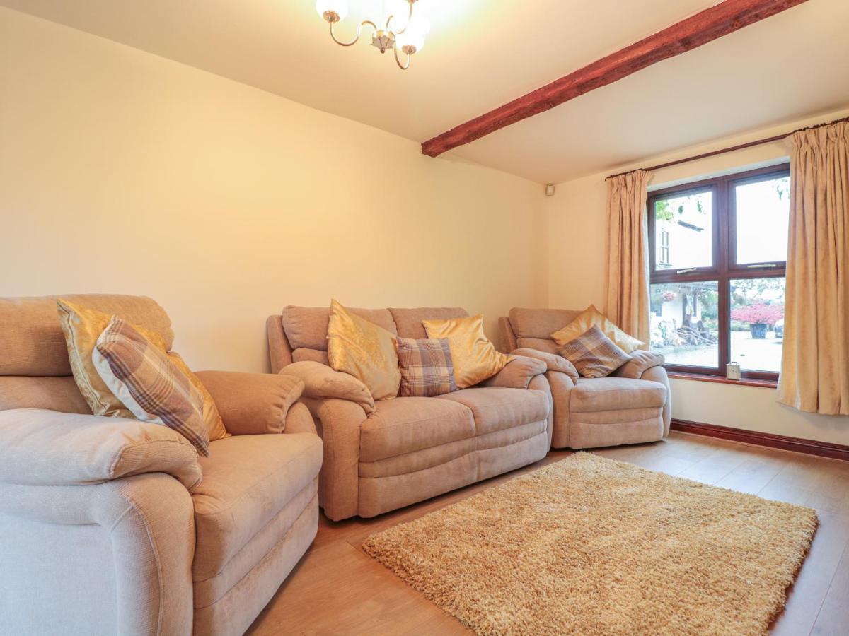 Berrys Place Farm Cottage Gloucester Extérieur photo